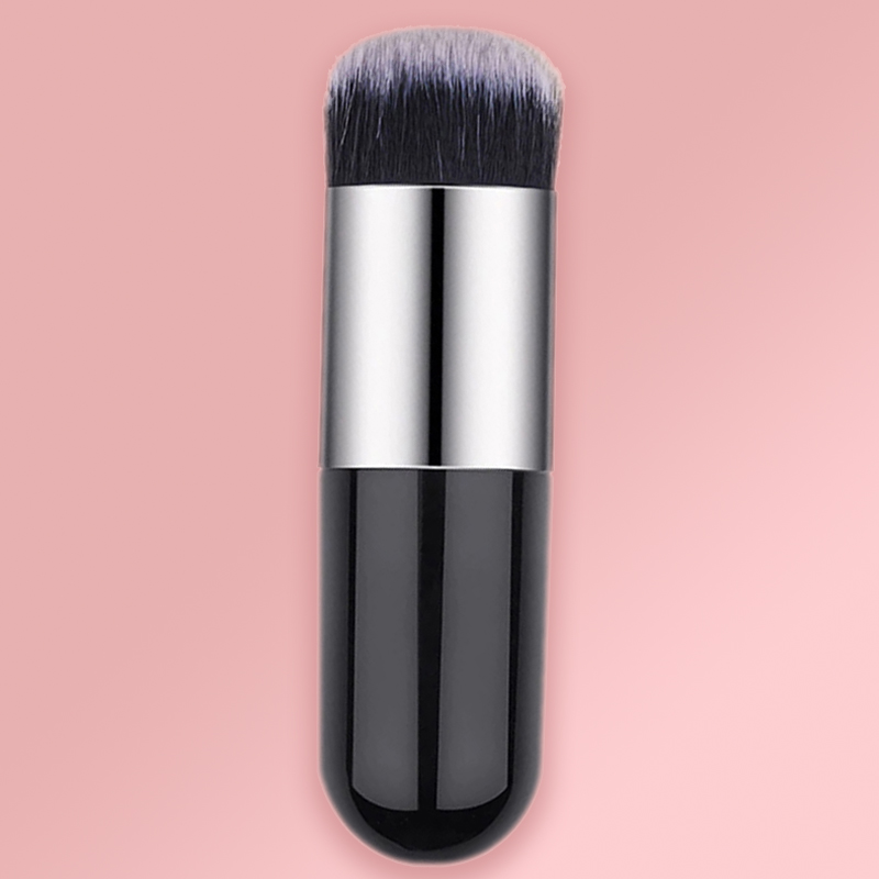 Large Kabuki Brush in Black & Silver